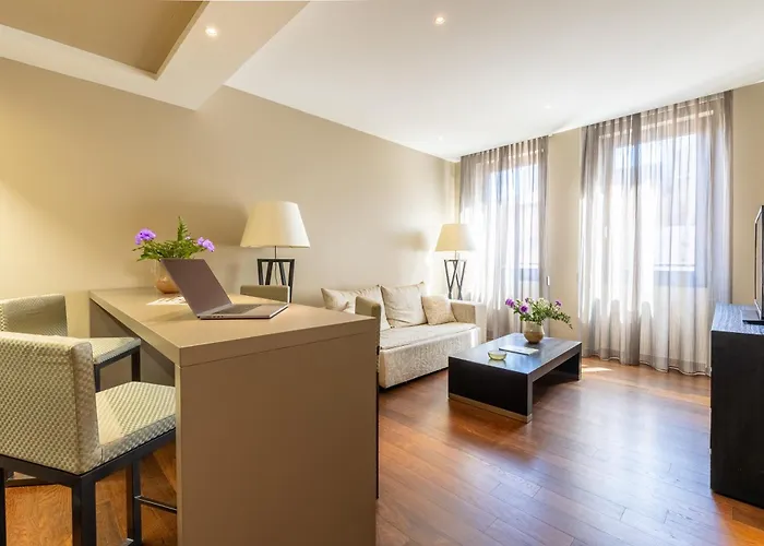 NJ Hotels&Apartments San Pietro all'orto 6
